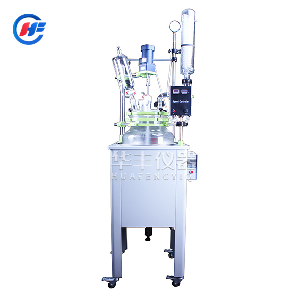 F-100L�ΌӲ���������